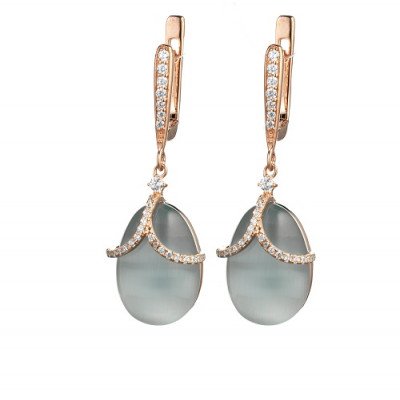 Orecchini con Pendente Eleganti | Gioiello Raffinato.Elegant Pendant Earrings | Refined Jewelry Design