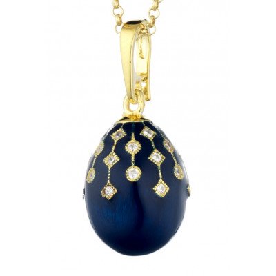 Ciondolo con Catena Elegante | Gioiello Raffinato. Elegant Pendant with Chain | Refined Jewelry