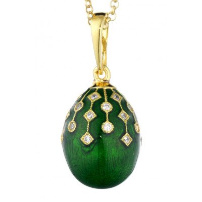 Ciondolo con Catena Elegante | Gioiello Raffinato. Elegant Pendant with Chain | Refined Jewelry