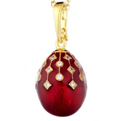 Ciondolo con Catena Elegante | Gioiello Raffinato. Elegant Pendant with Chain | Refined Jewelry