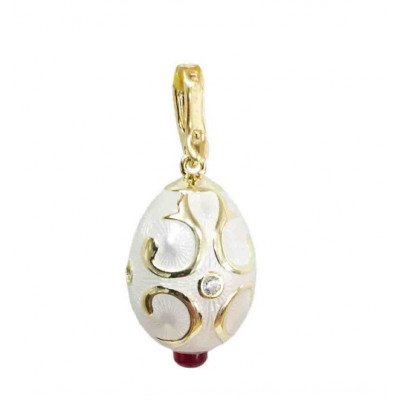 Ciondolo con Catena Elegante | Gioiello Raffinato. Elegant Pendant with Chain | Refined Jewelry