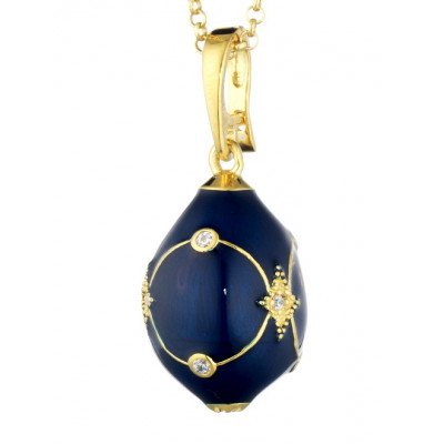 Ciondolo con Catena Elegante | Gioiello Raffinato. Elegant Pendant with Chain | Refined Jewelry