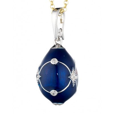 Ciondolo con Catena Elegante | Gioiello Raffinato. Elegant Pendant with Chain | Refined Jewelry