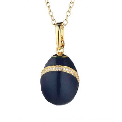 Ciondolo con Catena Elegante | Gioiello Raffinato. Elegant Pendant with Chain | Refined Jewelry