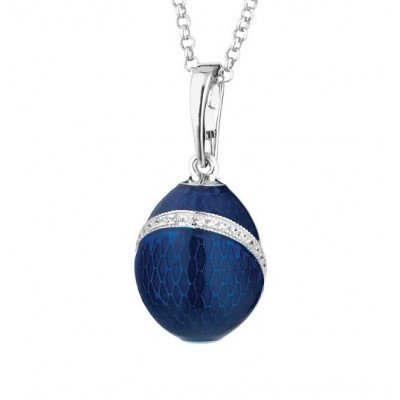 Ciondolo con Catena Elegante | Gioiello Raffinato. Elegant Pendant with Chain | Refined Jewelry