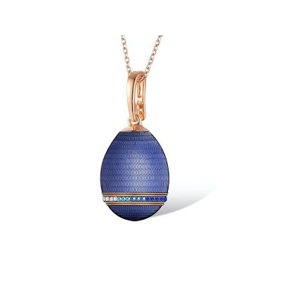 Ciondolo con Catena Elegante | Gioiello Raffinato. Elegant Pendant with Chain | Refined Jewelry
