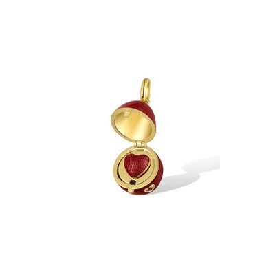 Ciondolo con Catena Elegante | Gioiello Raffinato. Elegant Pendant with Chain | Refined Jewelry