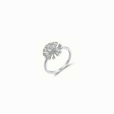 Anello in Argento Elegante | Gioiello Senza Tempo.Silver Ring | Elegant and Timeless Jewelry