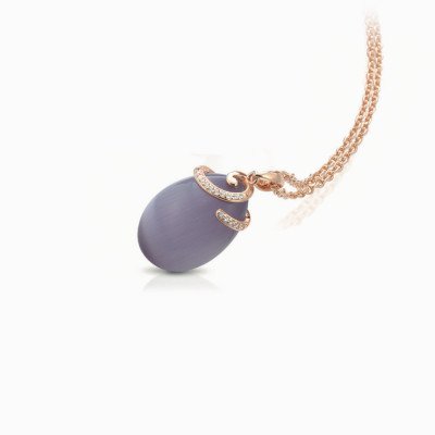Ciondolo con Catena Elegante | Gioiello Raffinato.Elegant Pendant with Chain | Refined Jewelry